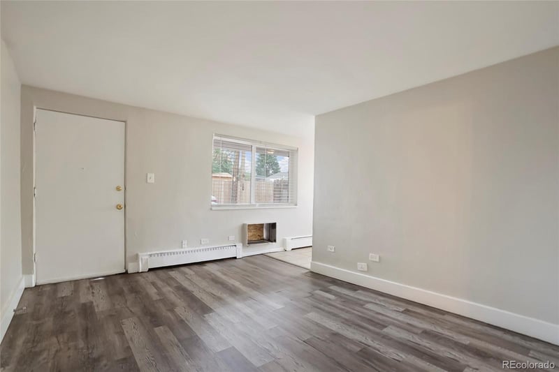 1475 Macon St, Aurora, CO 80010