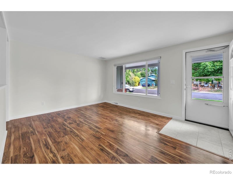 2515 Danbury Dr, Longmont, CO 80503