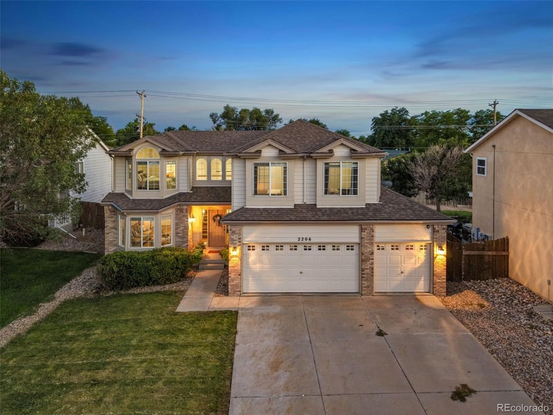 2206 Settlers Dr, Pueblo, CO 81008