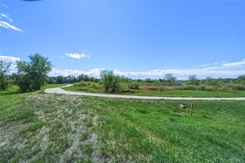 5941 S Waco St, Aurora, CO 80016