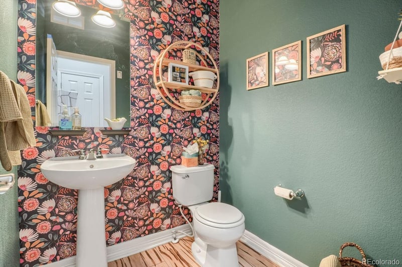 3332 Valentia St, Denver, CO 80238