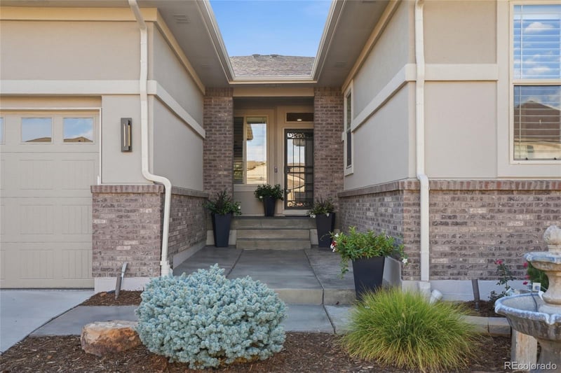 9533 Moss Way, Arvada, CO 80007
