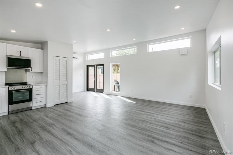 812 S Eliot St, Denver, CO 80219