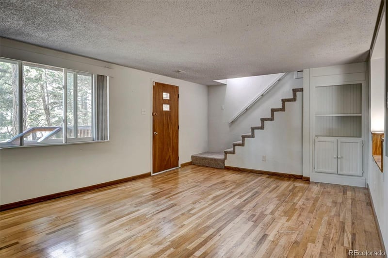 10689 Charles Ln, Rye, CO 81069