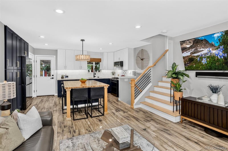 1374 Dover St, Broomfield, CO 80020