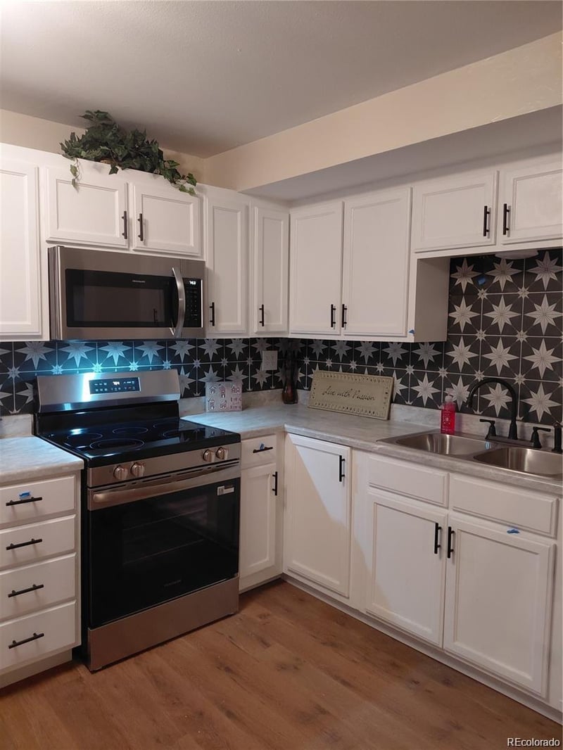 111 Crystal Park Rd #3, Manitou Springs, CO 80829