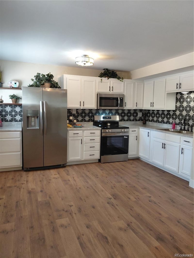 111 Crystal Park Rd #3, Manitou Springs, CO 80829
