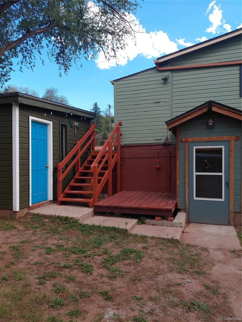 111 Crystal Park Rd #B, Manitou Springs, CO 80829