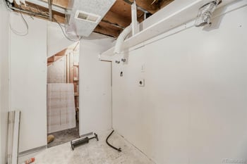 3584 S Olathe Way, Aurora, CO 80013