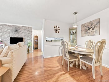 14499 1st Dr, Aurora, CO 80011