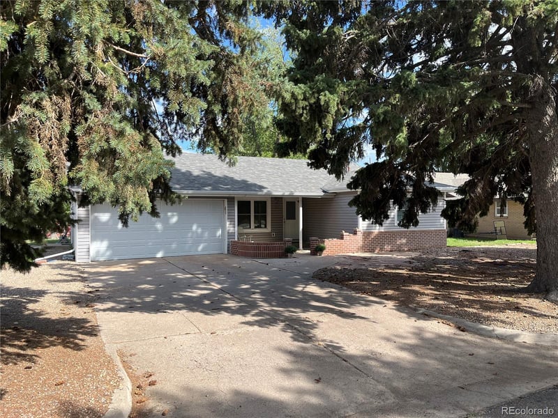 130 16th St, Burlington, CO 80807