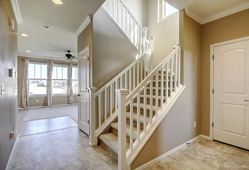 2127 S Ceylon Ct, Aurora, CO 80013