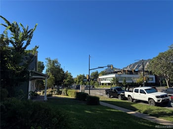 1812 17th St #104S, Boulder, CO 80302