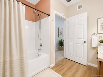 5255 Memphis St #1204, Denver, CO 80239