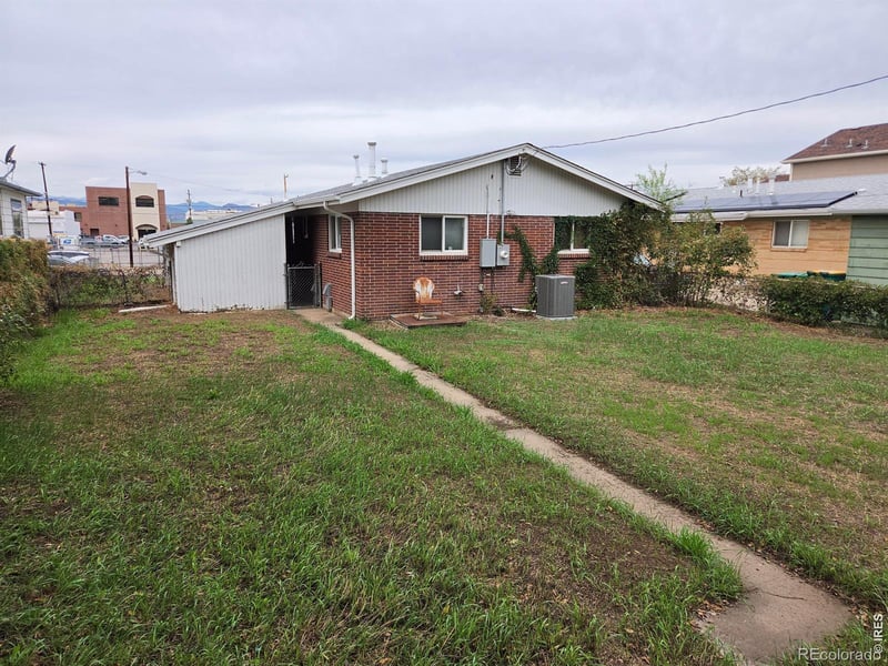 3754 S Inca St, Englewood, CO 80110