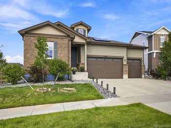 7266 S Robertsdale Way, Aurora, CO 80016