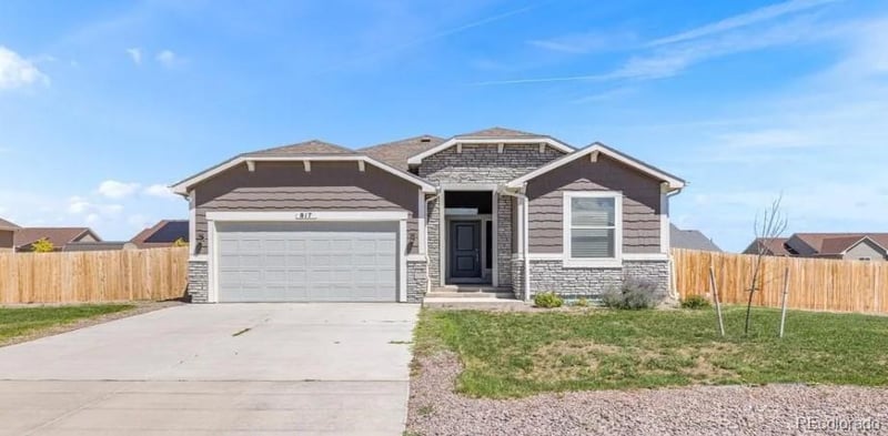 817 E Maybell Dr, Pueblo West, CO 81007