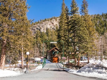 3141 Riverside Dr, Lyons, CO 80540