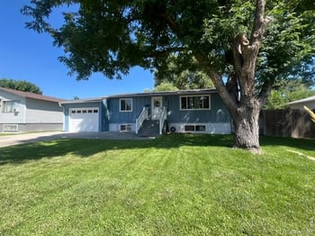 817 Meng Dr, Fort Morgan, CO 80701