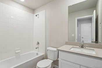 48150 Shetland Dr, Bennett, CO 80102