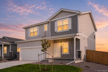 48150 Shetland Dr, Bennett, CO 80102