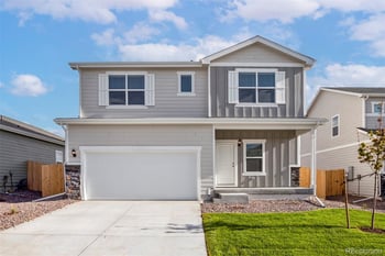 48150 Shetland Dr, Bennett, CO 80102