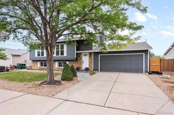 19161 E Louisiana Ave, Aurora, CO 80017