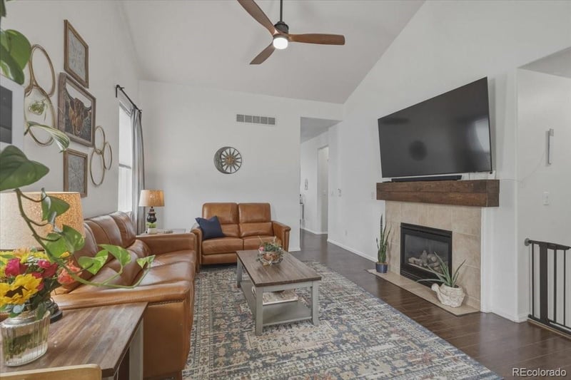 24669 E Wyoming Cir, Aurora, CO 80018