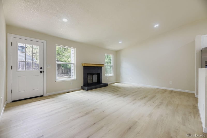 2793 S Uravan St, Aurora, CO 80013