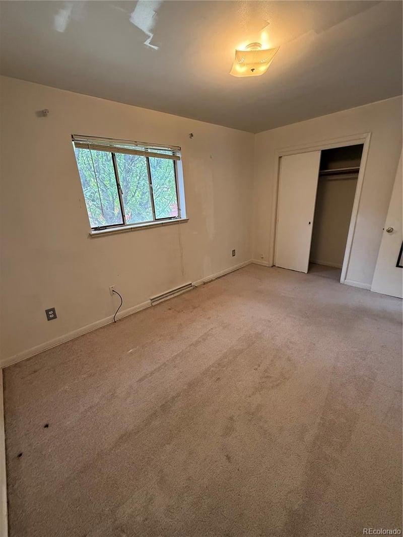 5209 E Thrill Pl, Denver, CO 80207