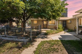 3216 Pontiac St, Denver, CO 80207
