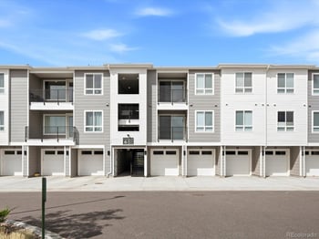 6153 N Ceylon St #301, Denver, CO 80249