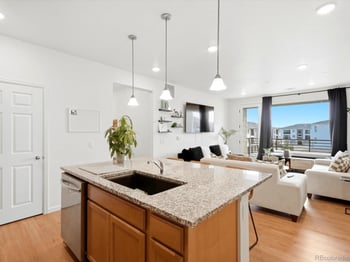6153 N Ceylon St #301, Denver, CO 80249