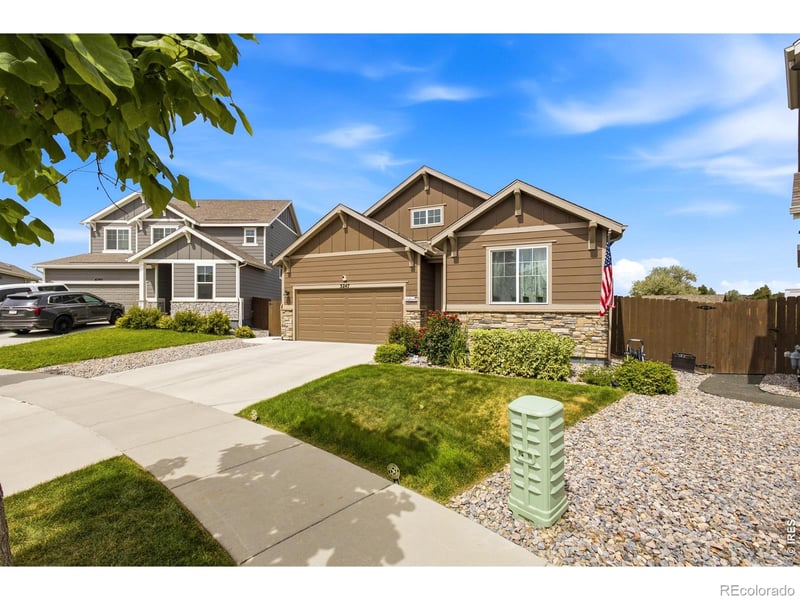 3247 Chilton Dr, Mead, CO 80542
