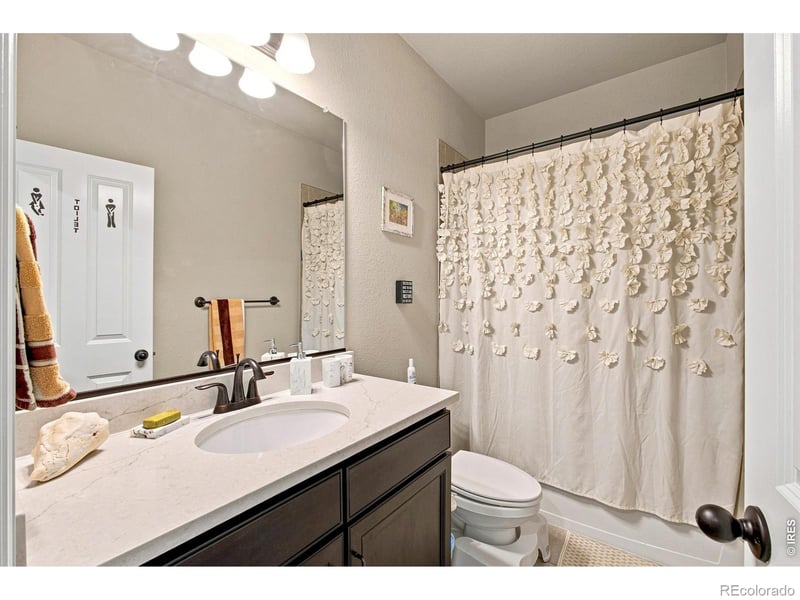 3247 Chilton Dr, Mead, CO 80542