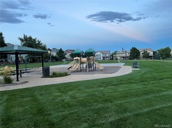 10383 Knollside Dr, Parker, CO 80134