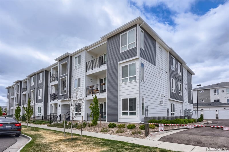 6153 N Ceylon St #10-108, Denver, CO 80249