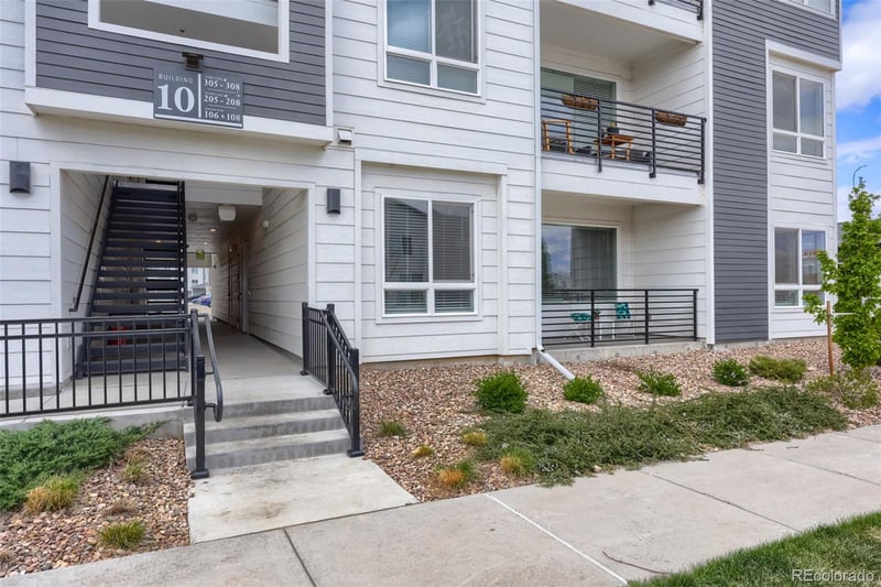 6153 N Ceylon St #10-108, Denver, CO 80249