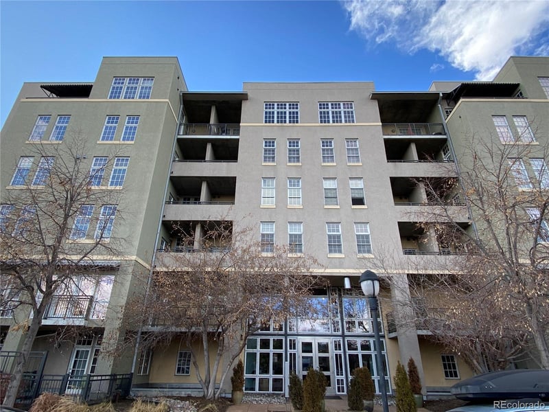 275 S Harrison St #312, Denver, CO 80209