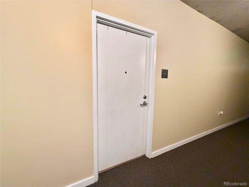 275 S Harrison St #312, Denver, CO 80209