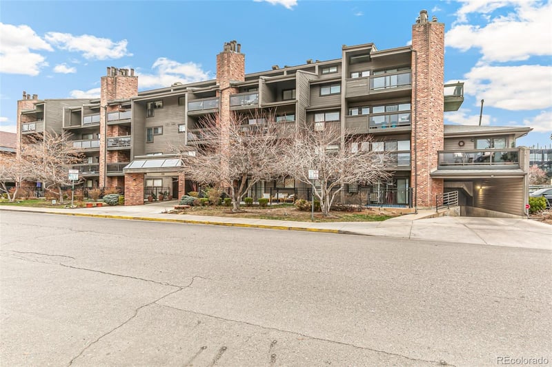 350 Detroit St #413, Denver, CO 80206