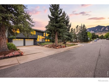 2295 Hillsdale Cir, Boulder, CO 80305