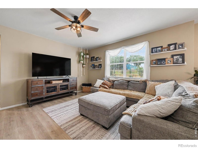 6851 Whisper Trail Ln, Wellington, CO 80549