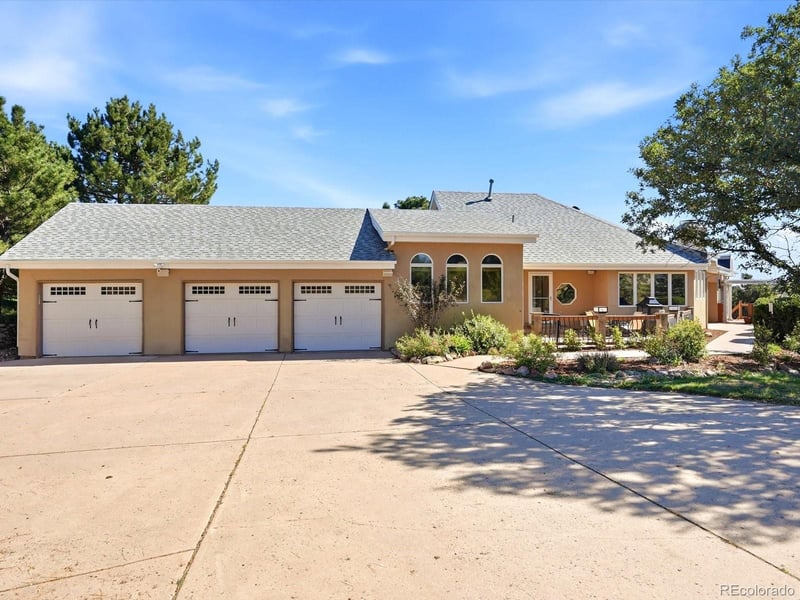 57 E Oak Hills Dr, Castle Rock, CO 80108