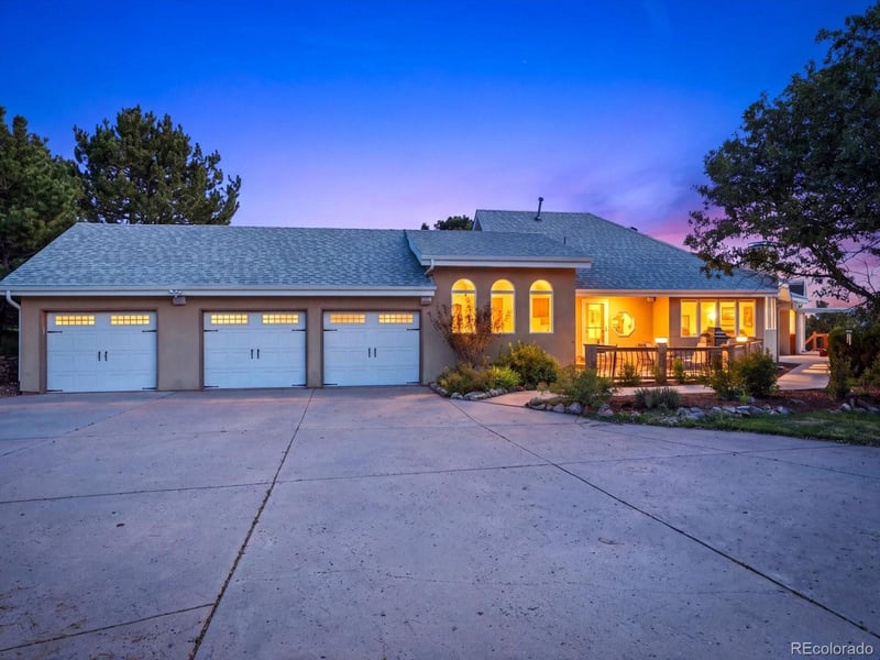 57 E Oak Hills Dr, Castle Rock, CO 80108
