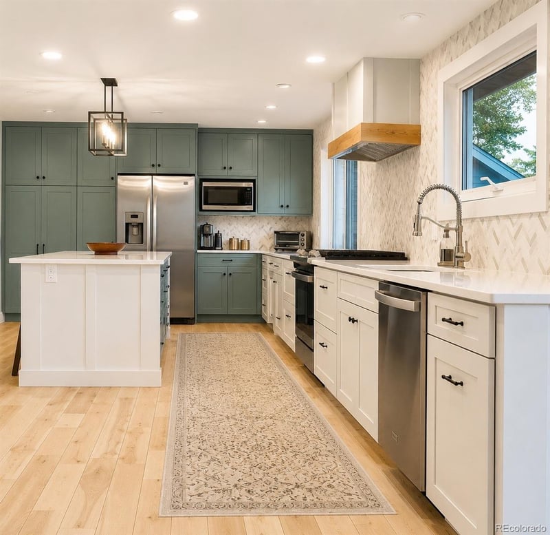22 Foothill Ash, Littleton, CO 80127