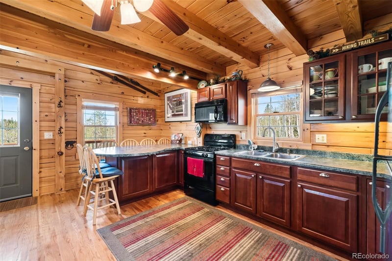 485 Longbow Dr, Como, CO 80456