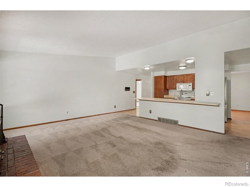 15047 E Greenwood Pl, Aurora, CO 80014