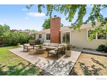 15047 E Greenwood Pl, Aurora, CO 80014