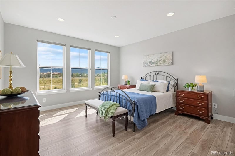 9204 Star Fall Cir, Littleton, CO 80125